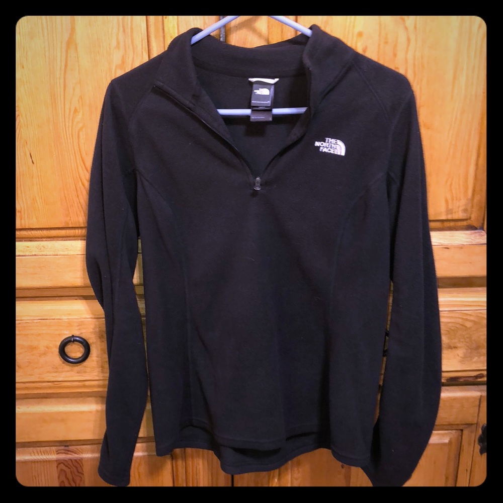 North face quarter zip size M